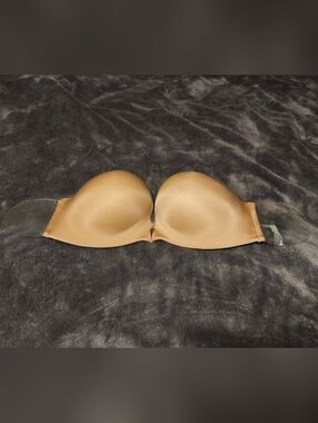 Victoria's Secret Nude Strapless No back STICK ON BRA C CUP